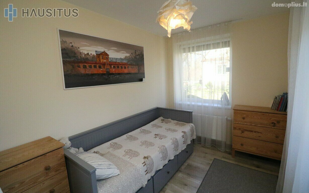 Parduodamas 3 kambarių butas Anykščių rajono sav., Anykščiuose, J. Biliūno g.