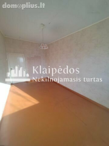 Parduodamas 2 kambarių butas Klaipėdoje, Sportininkuose, Švyturio g.