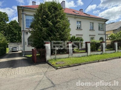 4 rooms apartment for rent Šiauliuose, Centre, Maironio g.