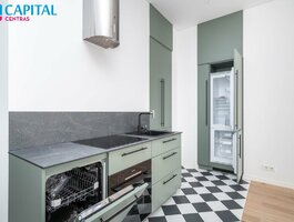 Продается 3 комнатная квартира Vilniuje, Rasos, Pelesos g.