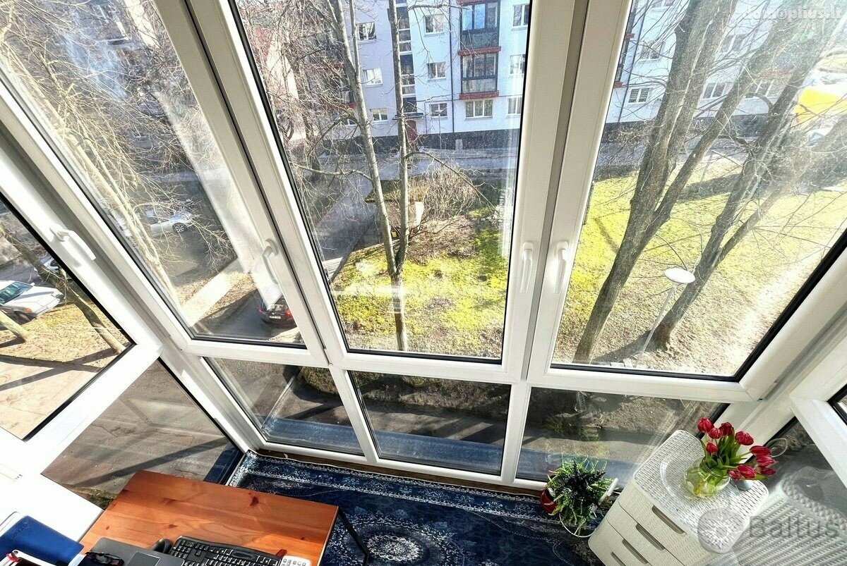 Parduodamas 2 kambarių butas Klaipėdoje, Sportininkuose, Švyturio g.
