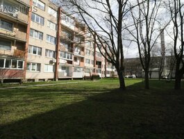 Parduodamas 4 kambarių butas Anykščių rajono sav., Anykščiuose, J. Biliūno g.