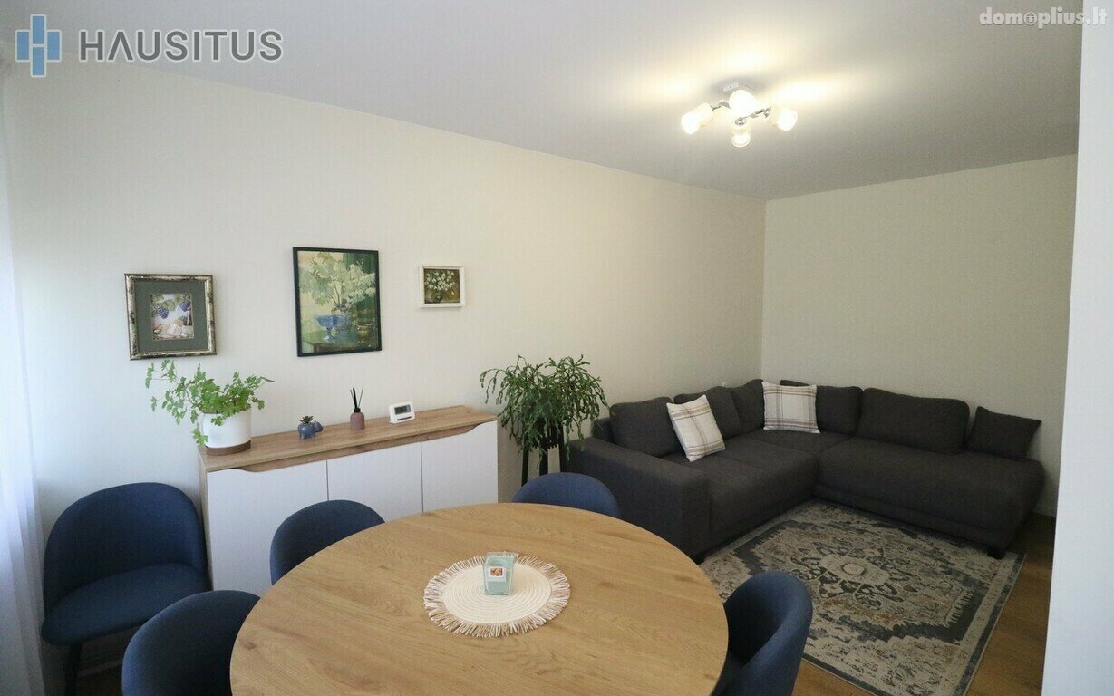 Parduodamas 4 kambarių butas Anykščių rajono sav., Anykščiuose, J. Biliūno g.
