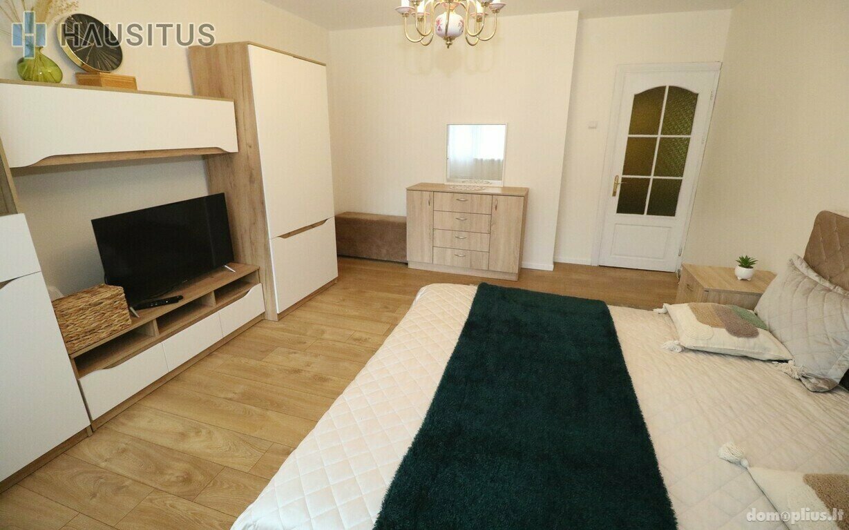Parduodamas 4 kambarių butas Anykščių rajono sav., Anykščiuose, J. Biliūno g.