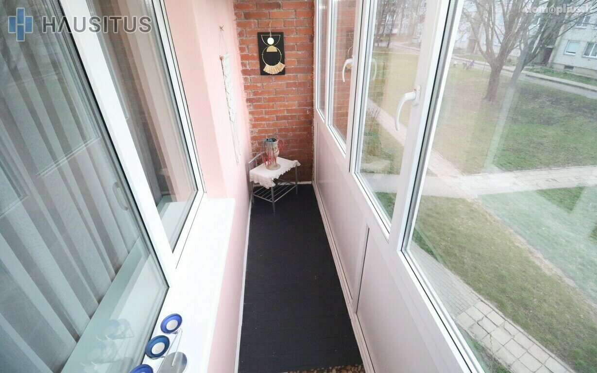 Parduodamas 4 kambarių butas Anykščių rajono sav., Anykščiuose, J. Biliūno g.