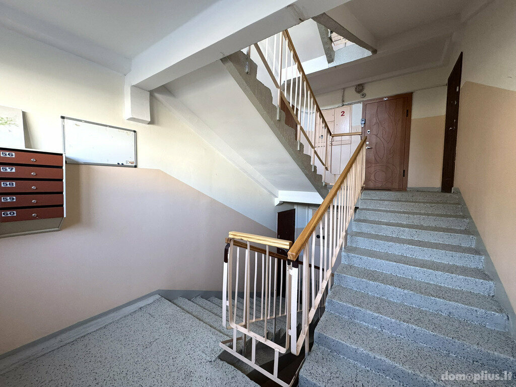 Parduodamas 3 kambarių butas Šiauliuose, Zokniuose, Radviliškio g.