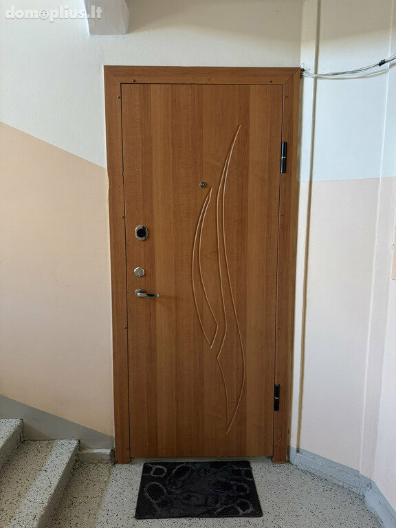 Parduodamas 3 kambarių butas Šiauliuose, Zokniuose, Radviliškio g.