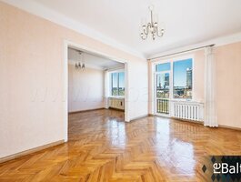 Parduodamas 4 kambarių butas Vilniuje, Senamiestyje, A. Goštauto g.
