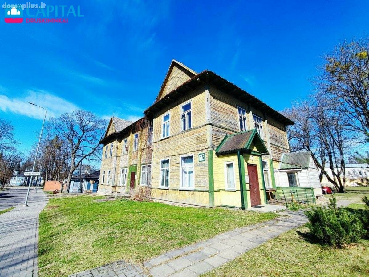 Parduodamas 5 kambarių butas Druskininkų sav., Druskininkuose, Šv. Jokūbo g.