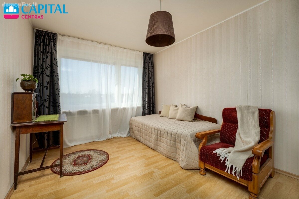 Продается 3 комнатная квартира Vilniuje, Karoliniškėse, Rolando Jankausko g.