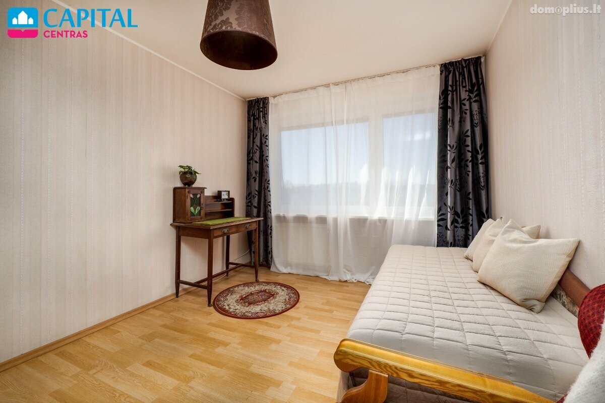 Продается 3 комнатная квартира Vilniuje, Karoliniškėse, Rolando Jankausko g.