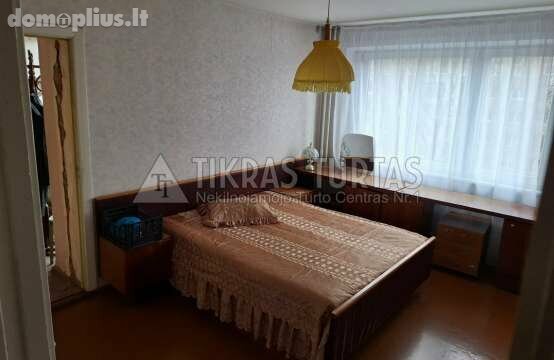 Parduodamas 4 kambarių butas Klaipėdoje, Debrecene, Naujakiemio g.