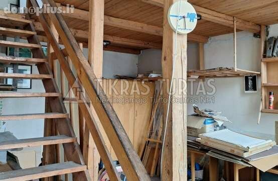 Parduodamas 4 kambarių butas Klaipėdoje, Debrecene, Naujakiemio g.