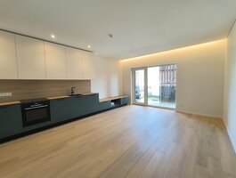 Продается 3 комнатная квартира Kaune, Romainiuose, Girios g.