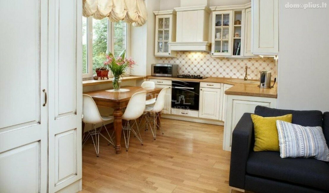 3 rooms apartment for sell Klaipėdoje, Centre, Grįžgatvio g.