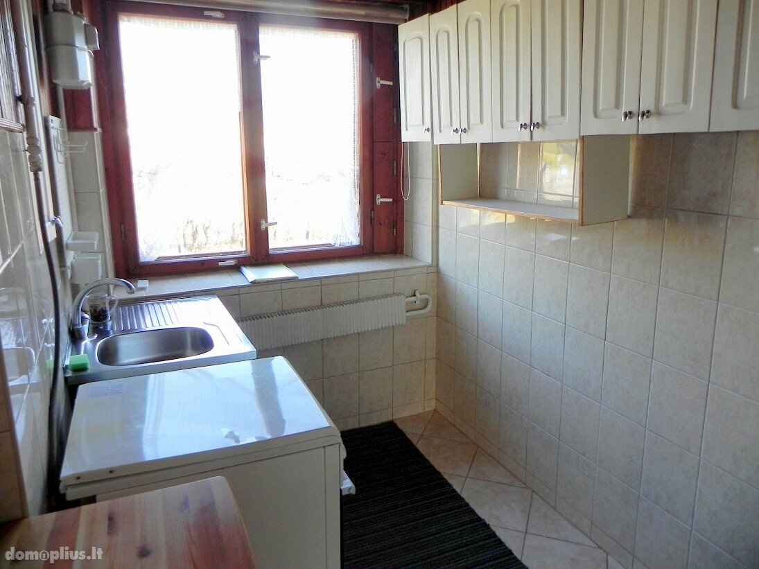 Продается 3 комнатная квартира Kauno rajono sav., Raudondvaryje, M. Valančiaus g.