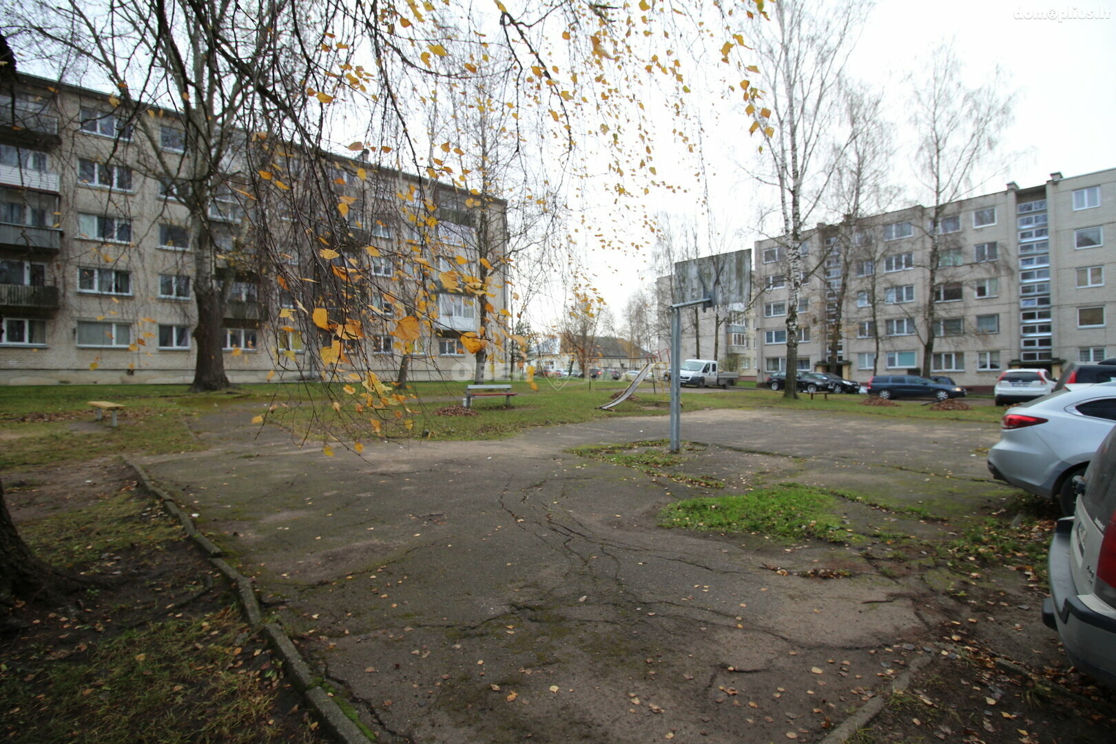Parduodamas 2 kambarių butas Šiauliuose, Zokniuose, Radviliškio g.