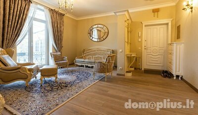 4 rooms apartment for sell Klaipėdoje, Centre, S. Šimkaus g.