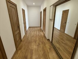 4 rooms apartment for rent Klaipėdoje, Centre, Liepų g.