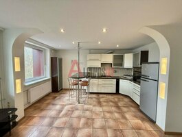 3 room apartment Klaipėdoje, Vėtrungėje, Birutės g.