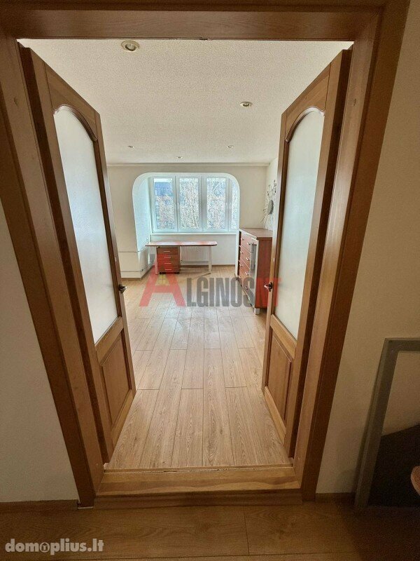 3 rooms apartment for sell Klaipėdoje, Vėtrungėje, Birutės g.
