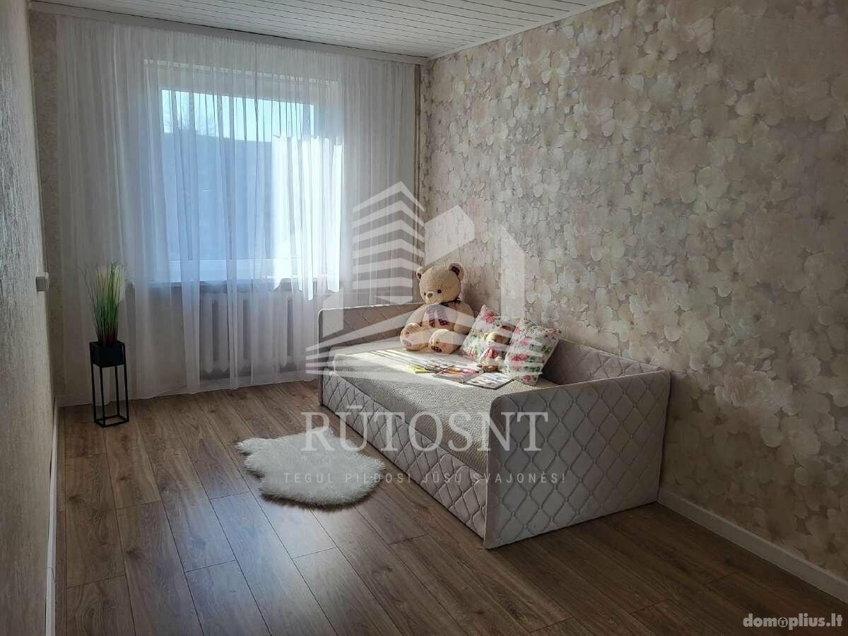 Parduodamas 3 kambarių butas Kretingos rajono sav., Kretingoje, Žalioji g.