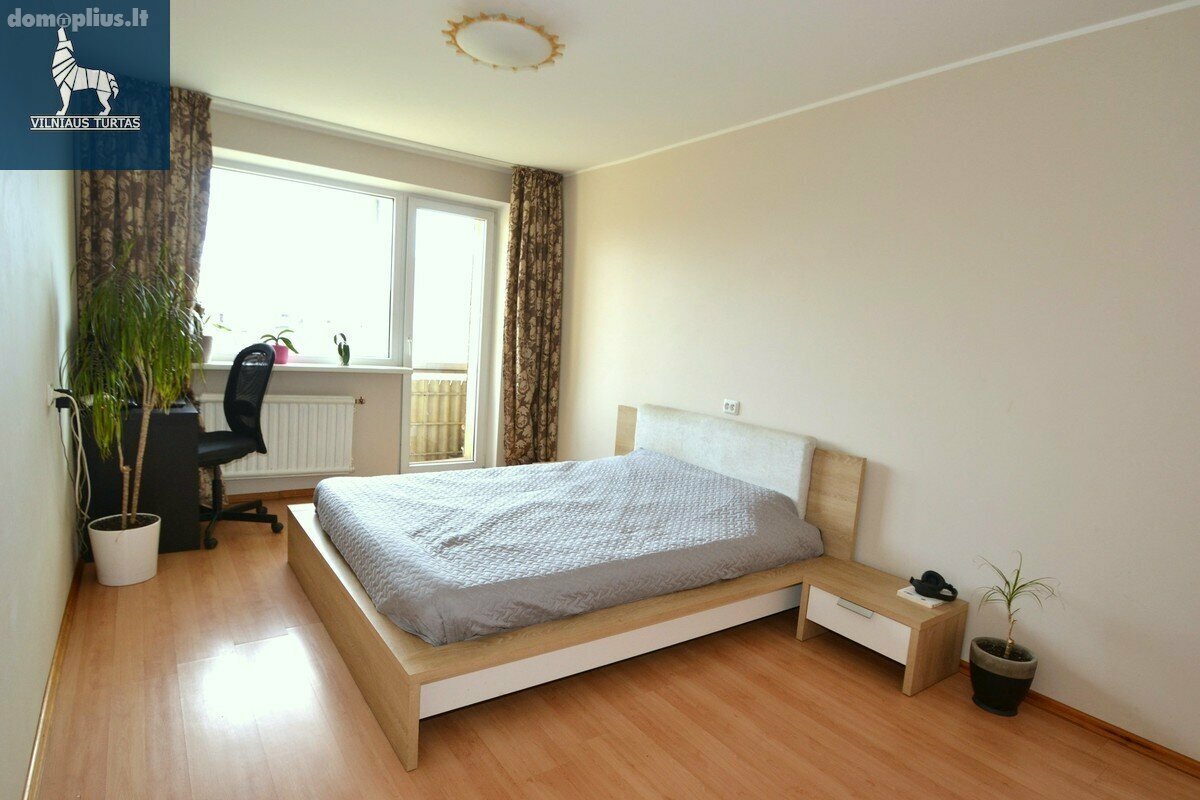 Parduodamas 3 kambarių butas Vilniuje, Žirmūnuose, Žirmūnų g.