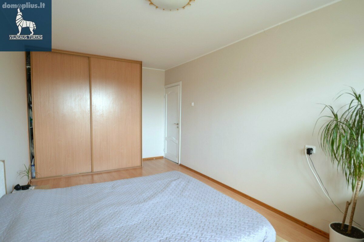 Продается 3 комнатная квартира Vilniuje, Žirmūnuose, Žirmūnų g.
