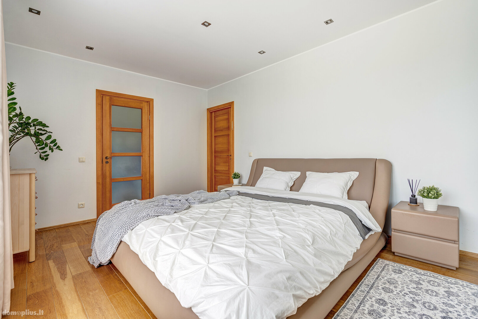 3 rooms apartment for sell Vilniuje, Bukčiuose, Užutėkio g.