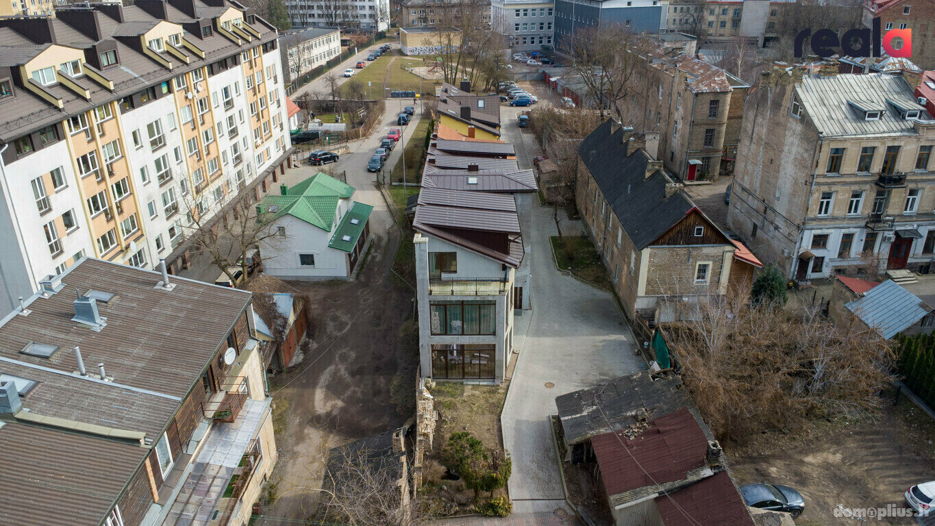 Parduodamas 2 kambarių butas Vilniuje, Šnipiškėse, Slucko g.