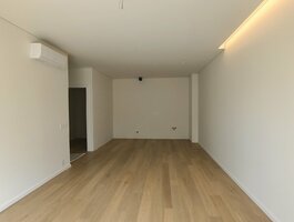 Продается 3 комнатная квартира Kaune, Romainiuose, Girios g.