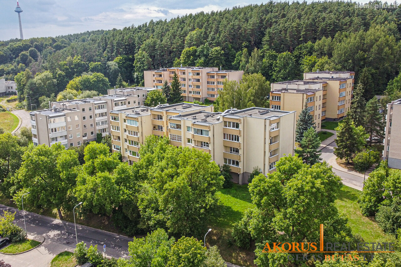 Parduodamas 4 kambarių butas Vilniuje, Žvėryne, Blindžių g.