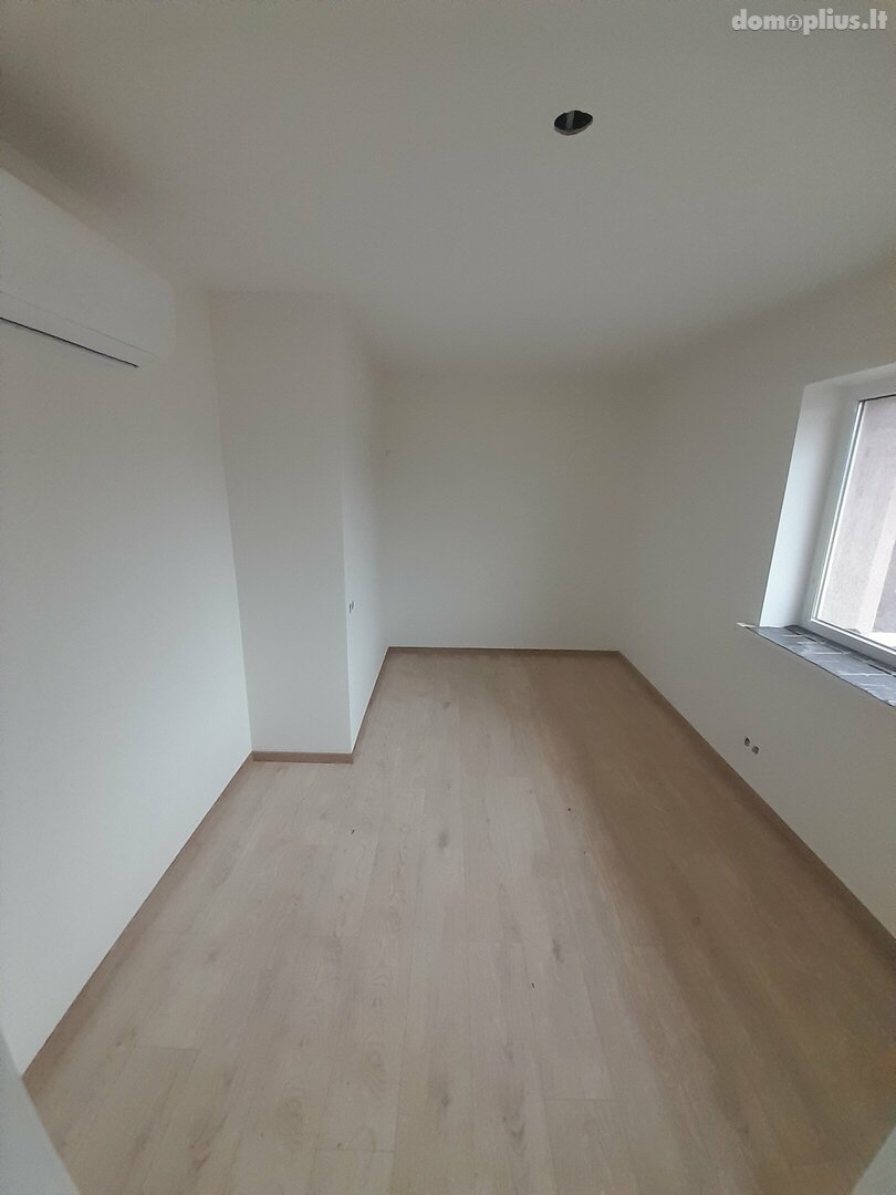 Parduodamas 3 kambarių butas Šventojoje, Mokyklos g.