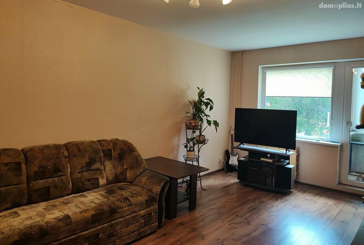 3 rooms apartment for sell Klaipėdoje, Laukininkuose, Laukininkų g.
