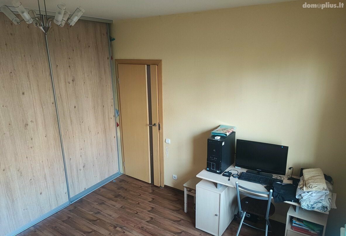 3 rooms apartment for sell Klaipėdoje, Laukininkuose, Laukininkų g.