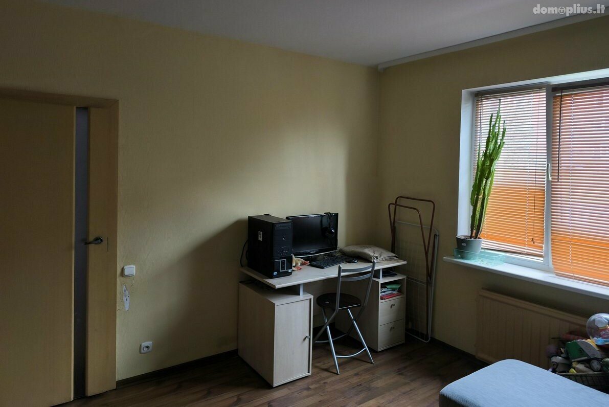 3 rooms apartment for sell Klaipėdoje, Laukininkuose, Laukininkų g.