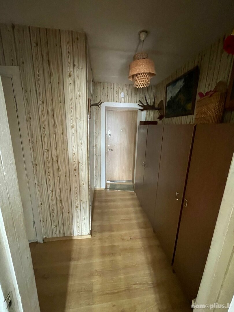 Parduodamas 3 kambarių butas Telšių rajono sav., Telšiuose, Taikos g.