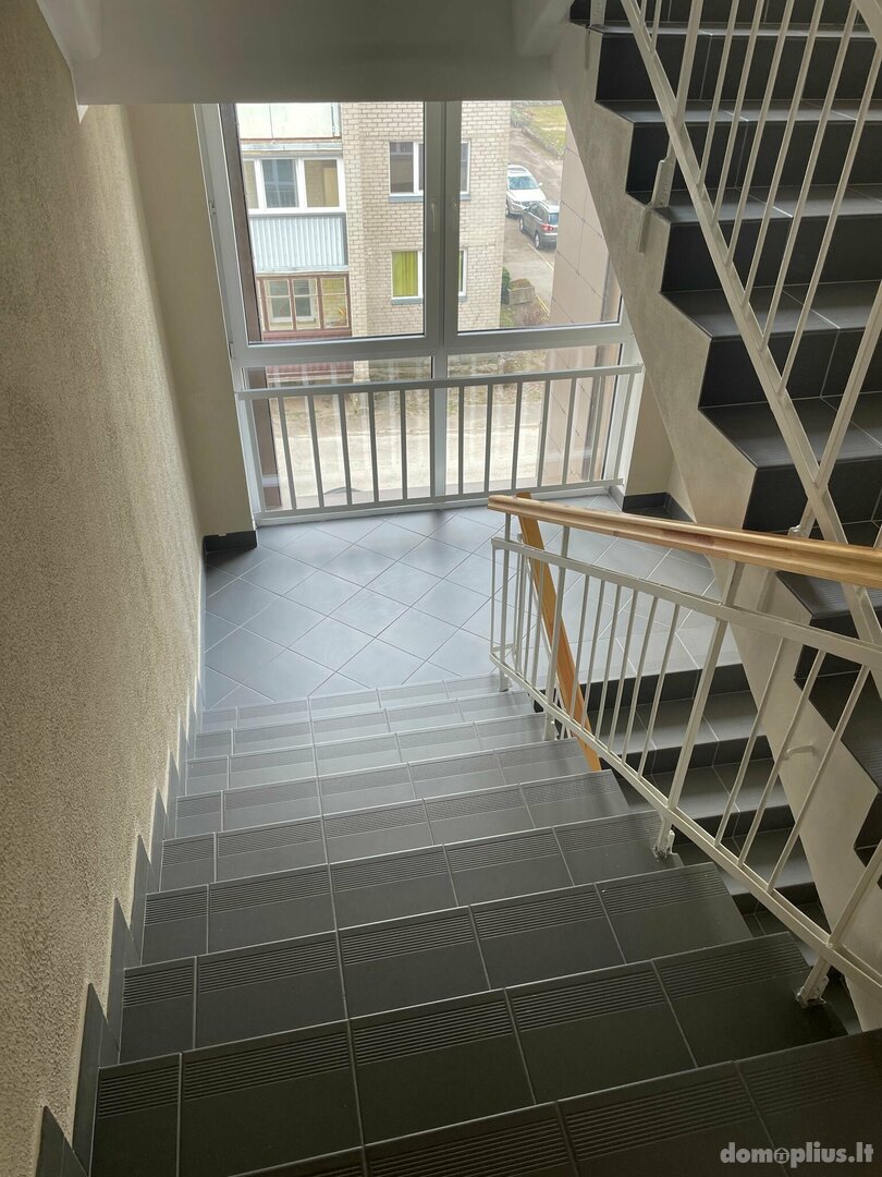 Parduodamas 3 kambarių butas Telšių rajono sav., Telšiuose, Taikos g.