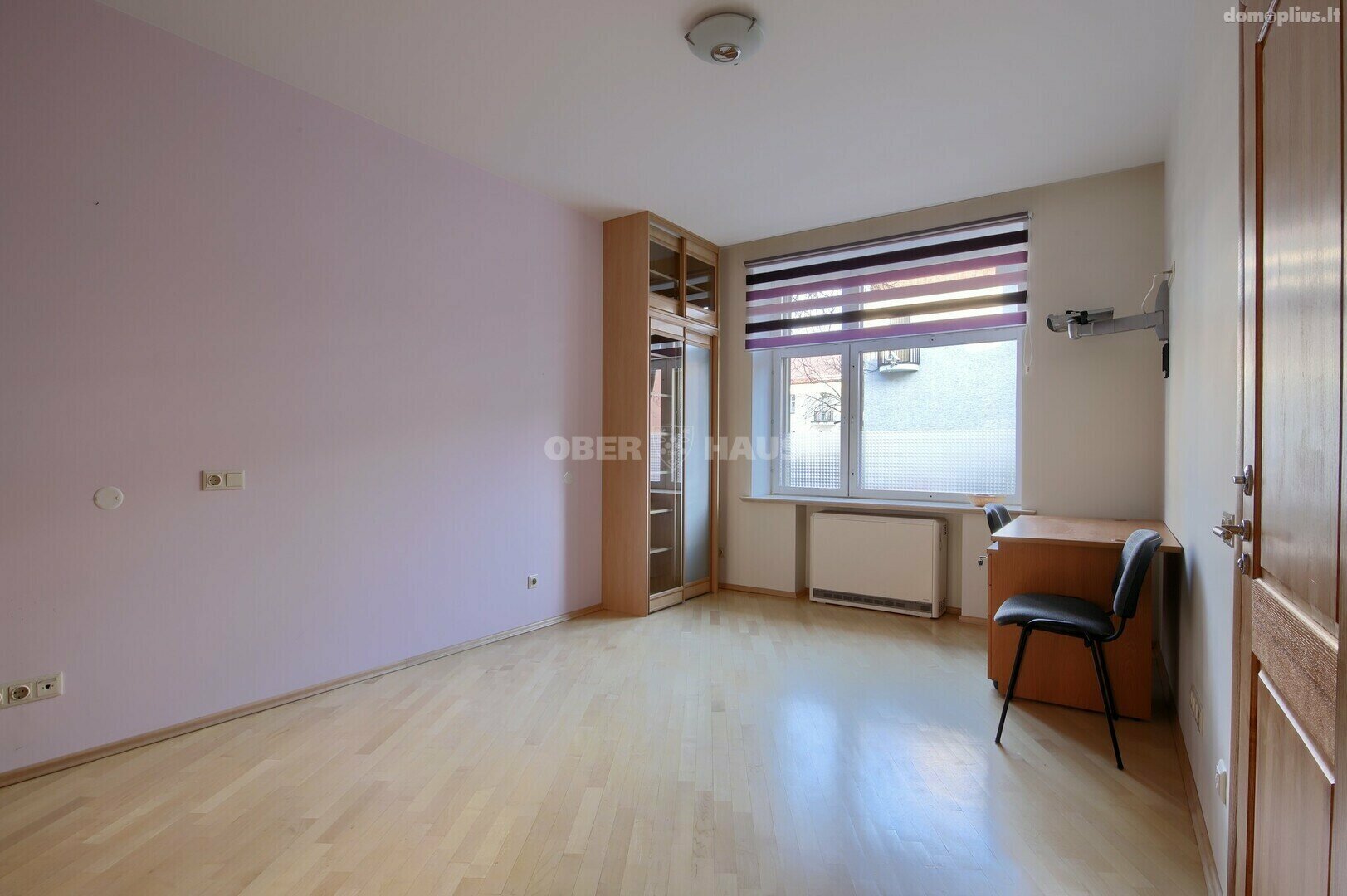 4 kambarių buto nuoma Vilniuje, Antakalnyje, Smėlio g.