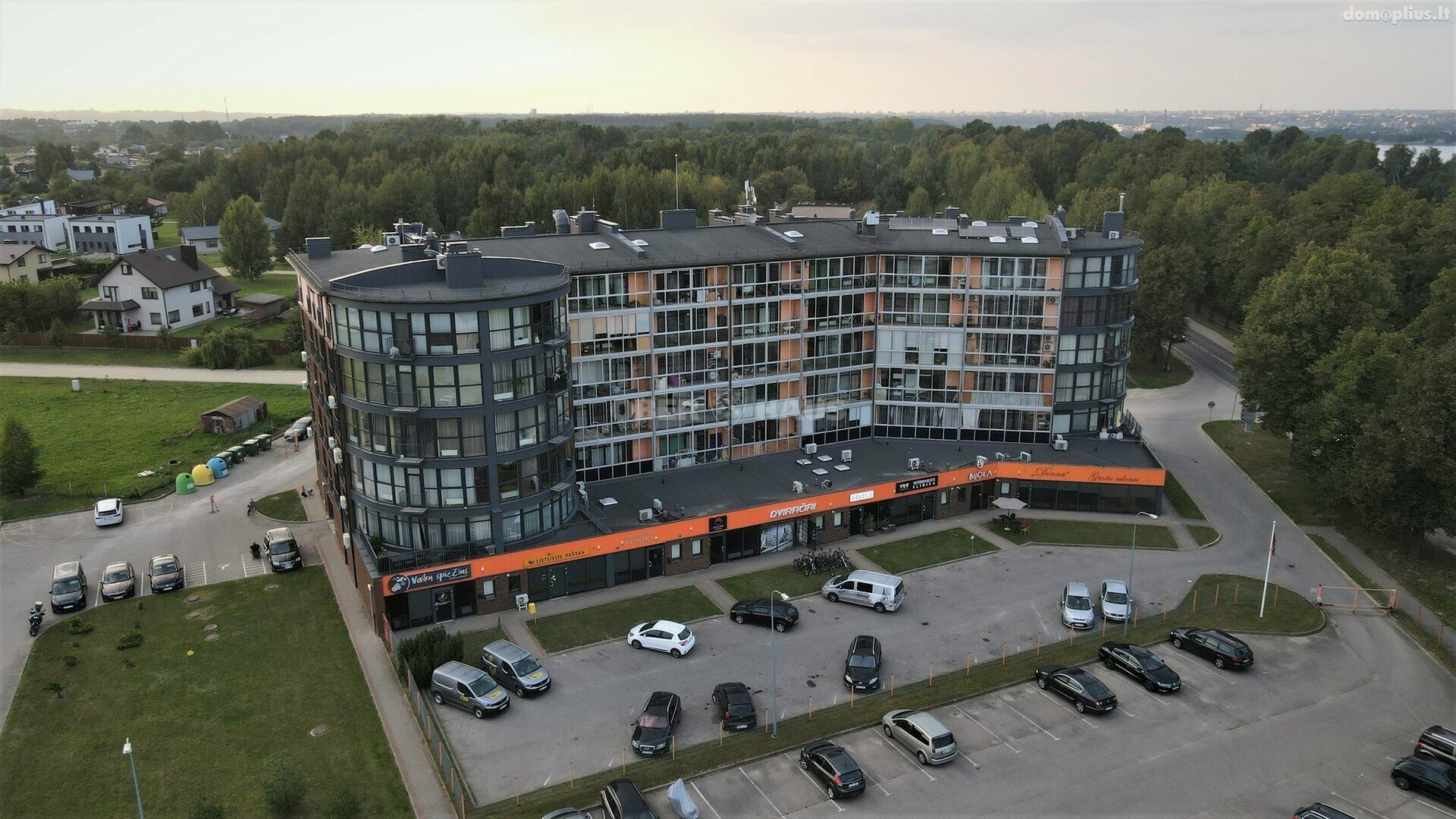 Parduodamas 2 kambarių butas Kaune, Vaišvydavoje