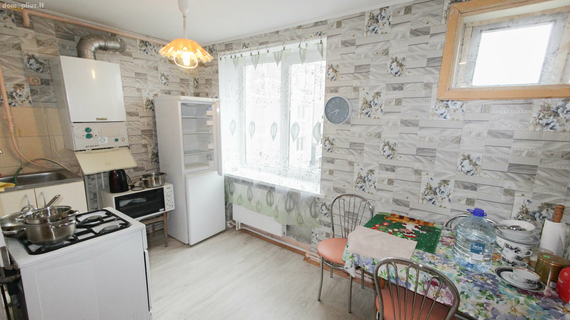 Parduodamas 2 kambarių butas Akmenės rajono sav., Papilėje, A. Mockaus skg.