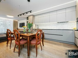 5 комнатная квартира Vilniuje, Šnipiškėse, Kernavės g.