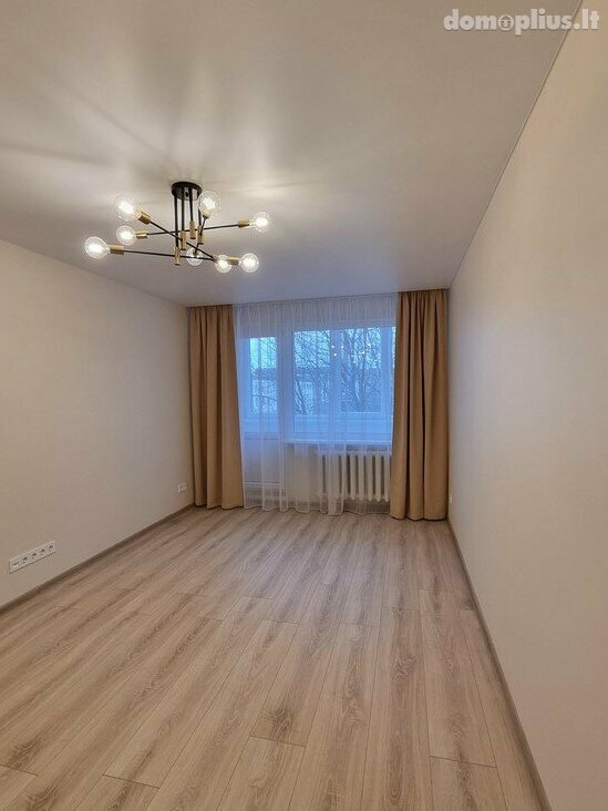 Parduodamas 2 kambarių butas Klaipėdoje, Laukininkuose, Laukininkų g.