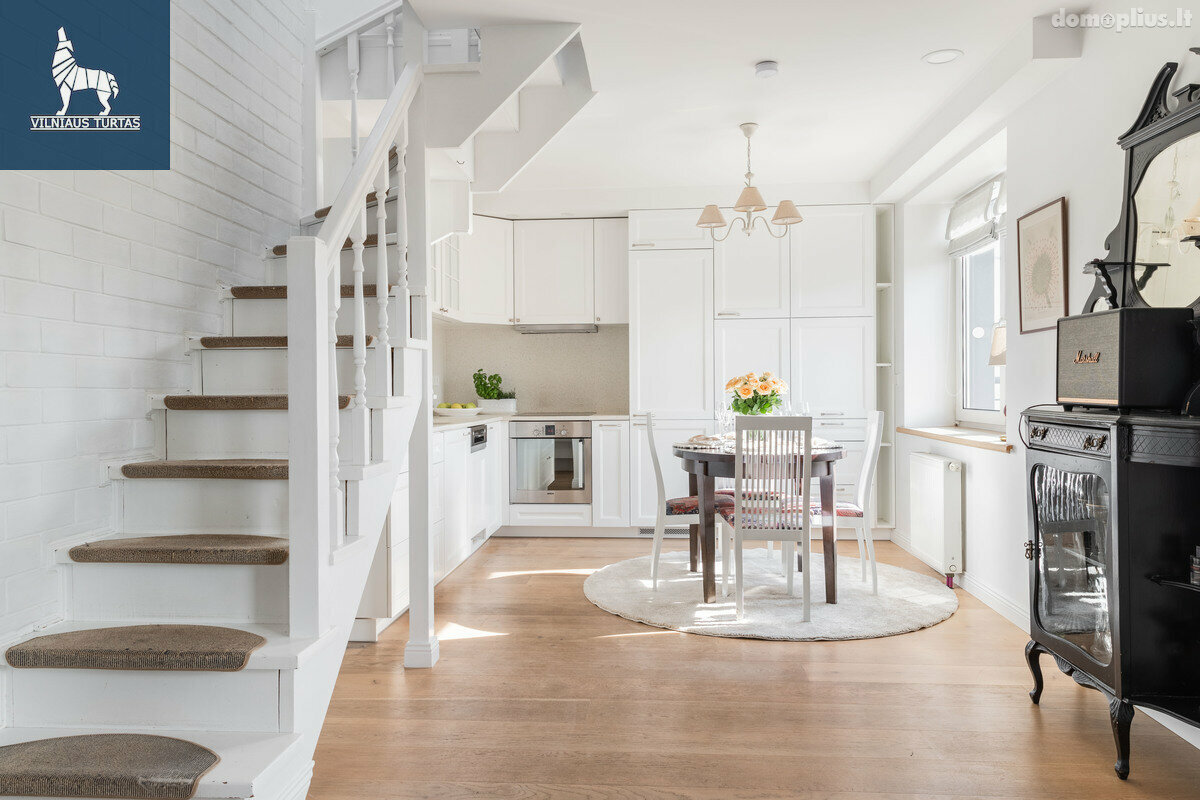 Продается 3 комнатная квартира Vilniuje, Visoriuose, Visorių g.