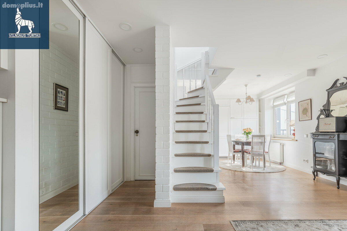 Продается 3 комнатная квартира Vilniuje, Visoriuose, Visorių g.