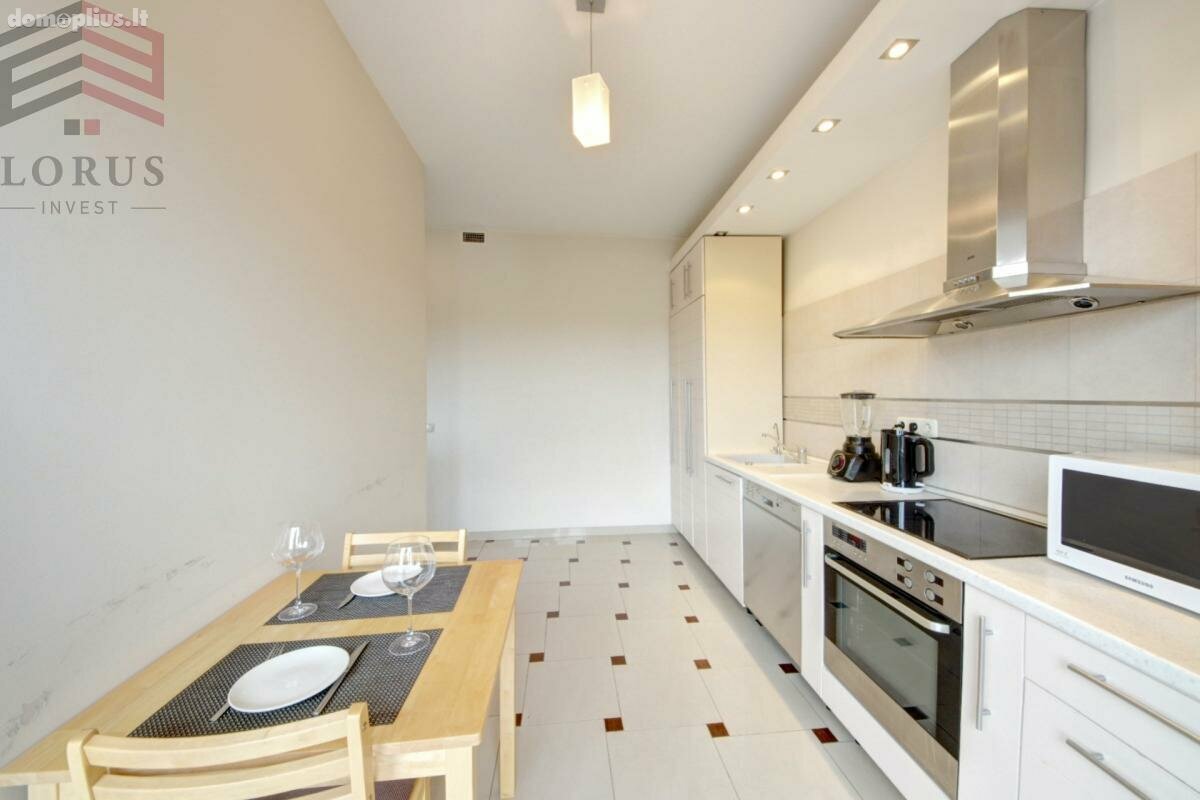 3 rooms apartment for sell Vilniuje, Antakalnyje, P. Vileišio g.