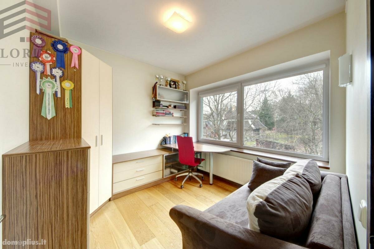 3 rooms apartment for sell Vilniuje, Antakalnyje, P. Vileišio g.