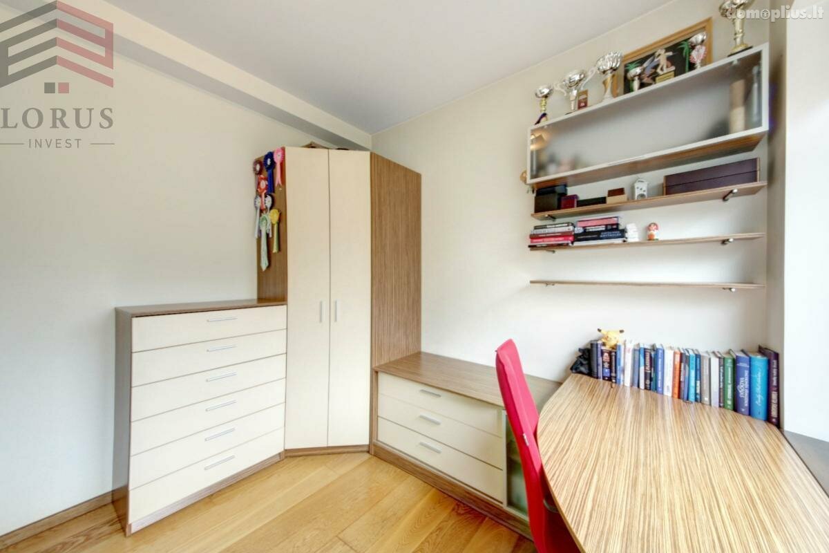 3 rooms apartment for sell Vilniuje, Antakalnyje, P. Vileišio g.