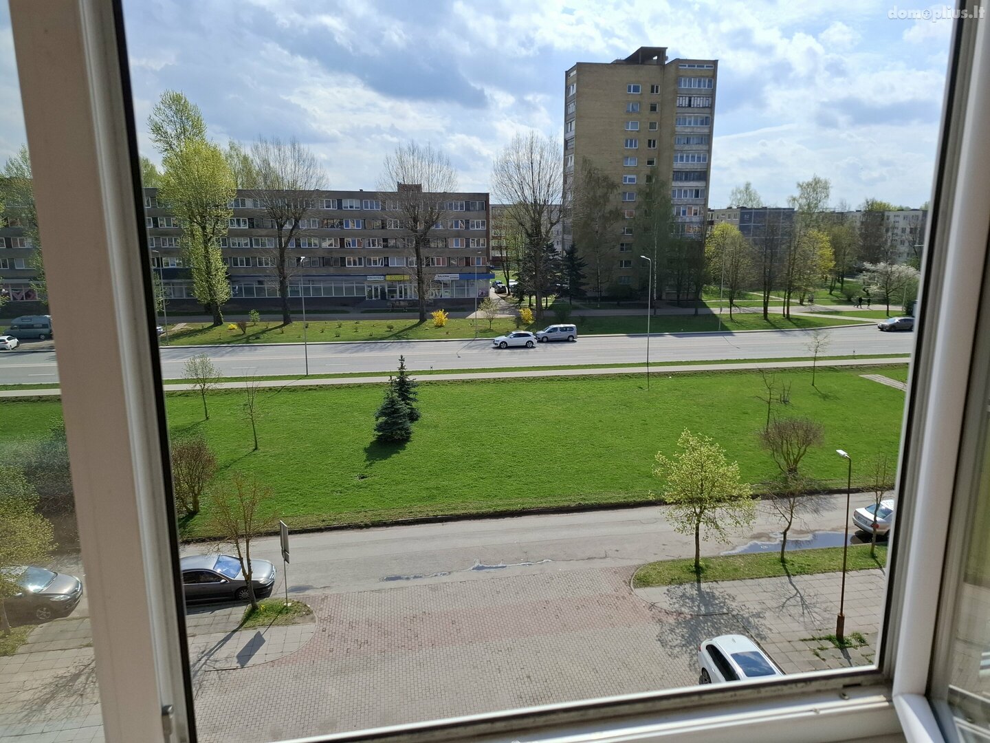 Parduodamas 2 kambarių butas Šiauliuose, Dainiuose, Tilžės g.