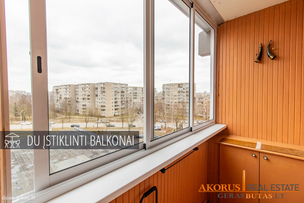 Parduodamas 3 kambarių butas Vilniuje, Justiniškėse, Taikos g.